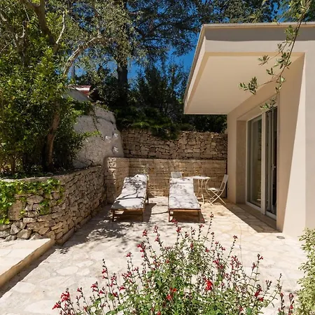 Lemore Villa *